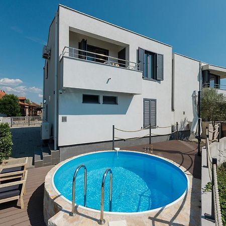 Malo Ferienvilla Privlaka, Pool, Boje, Wi-Fi, Wallbox Privlaka  Exterior photo