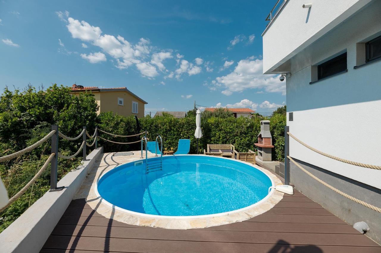 Malo Ferienvilla Privlaka, Pool, Boje, Wi-Fi, Wallbox Privlaka  Exterior photo